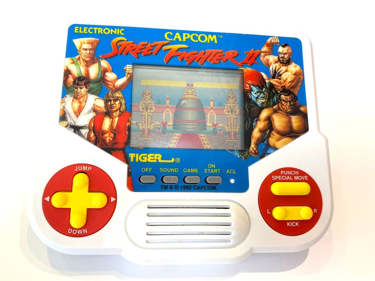 Mini Game Console Tectoy Tiger Street Fighter Anos 90 Excelente Estado