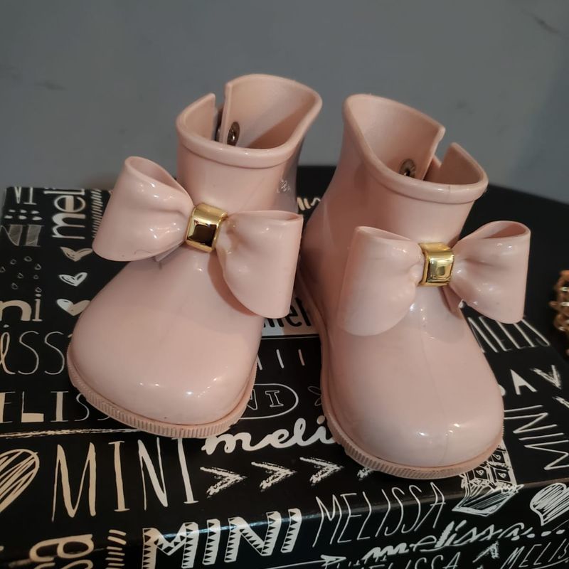 Mini melissa hot sale botinha