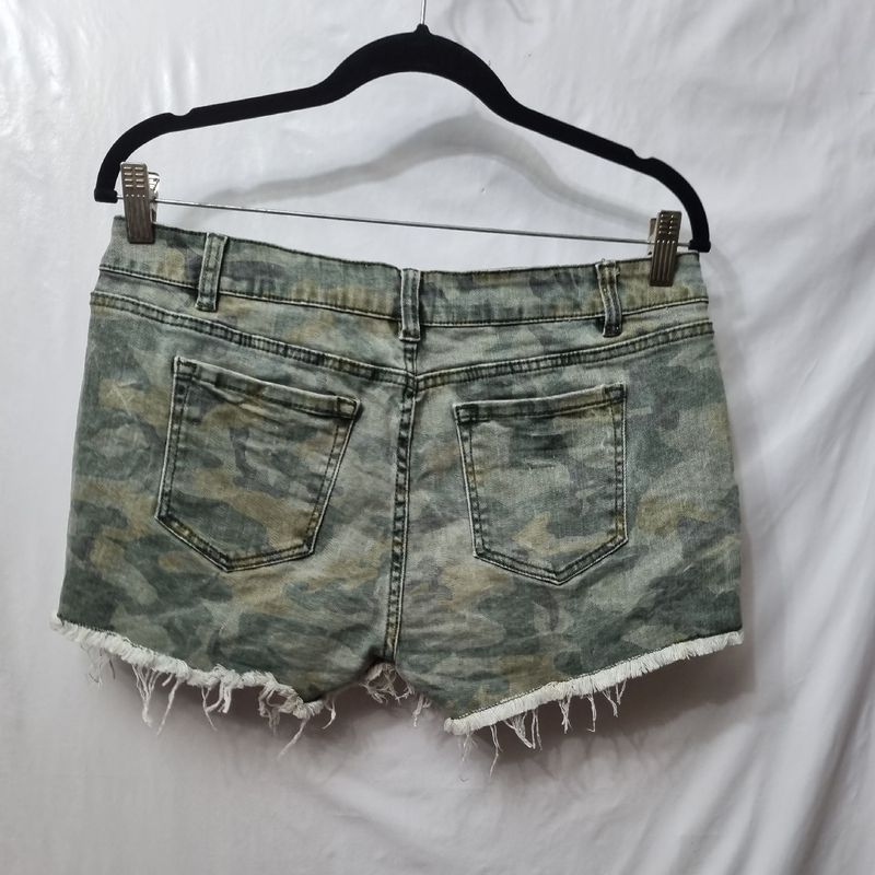 Short camuflado best sale feminino jeans