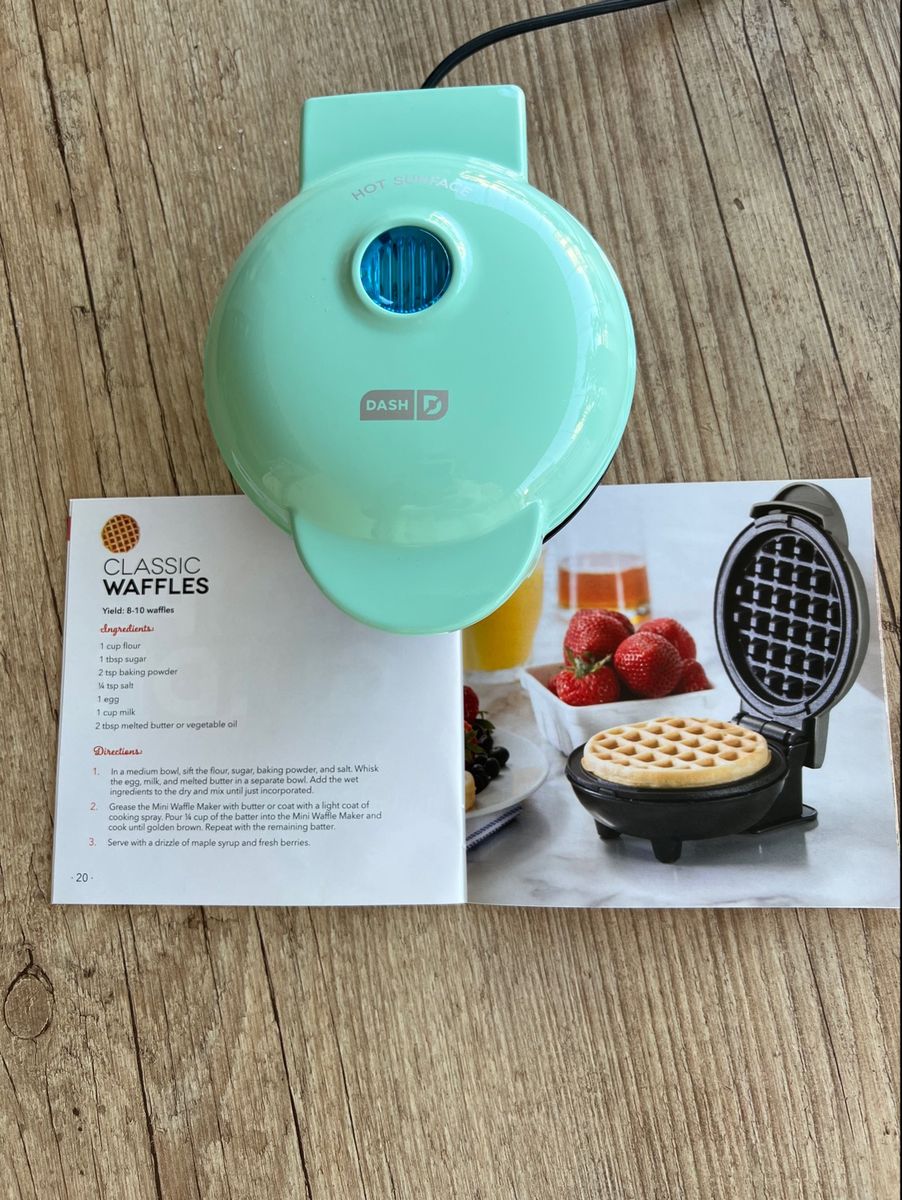 Mini Waffle Maker com Manual de Instruções e Guia de Receitas Móvel