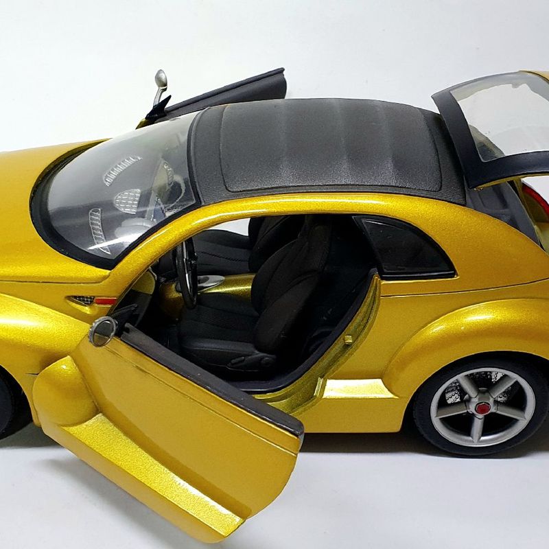 Miniatura 1/18 Chrysler Pronto Cruiser Maisto 24 Cm Metal Coleção