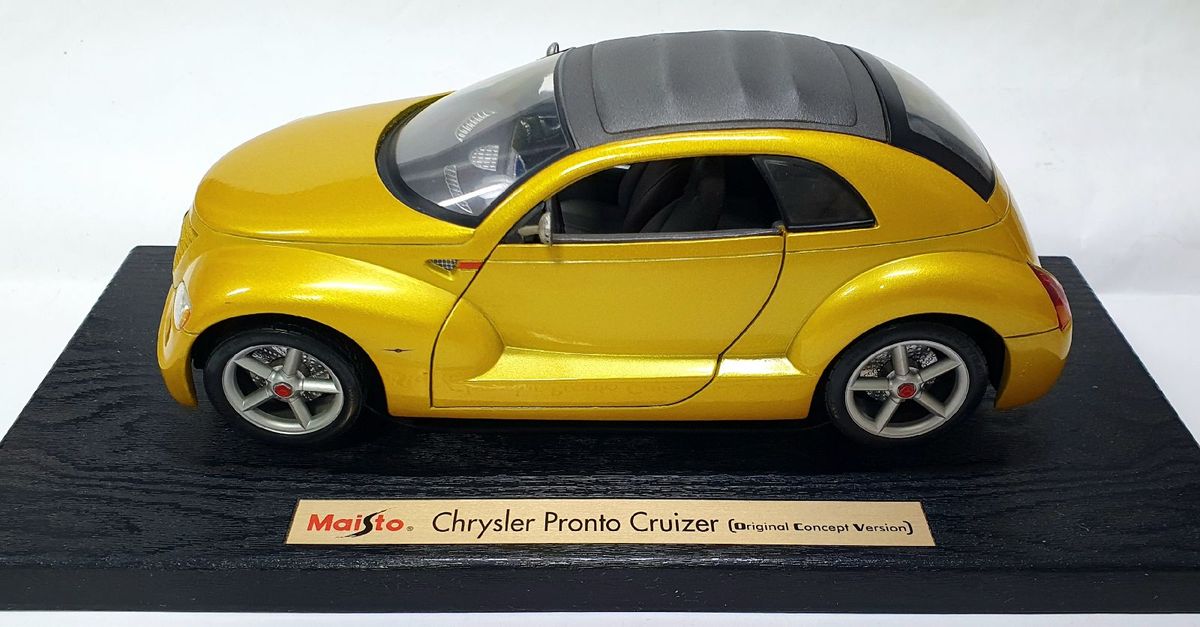 Miniatura 1/18 Chrysler Pronto Cruiser Maisto 24 Cm Metal Coleção