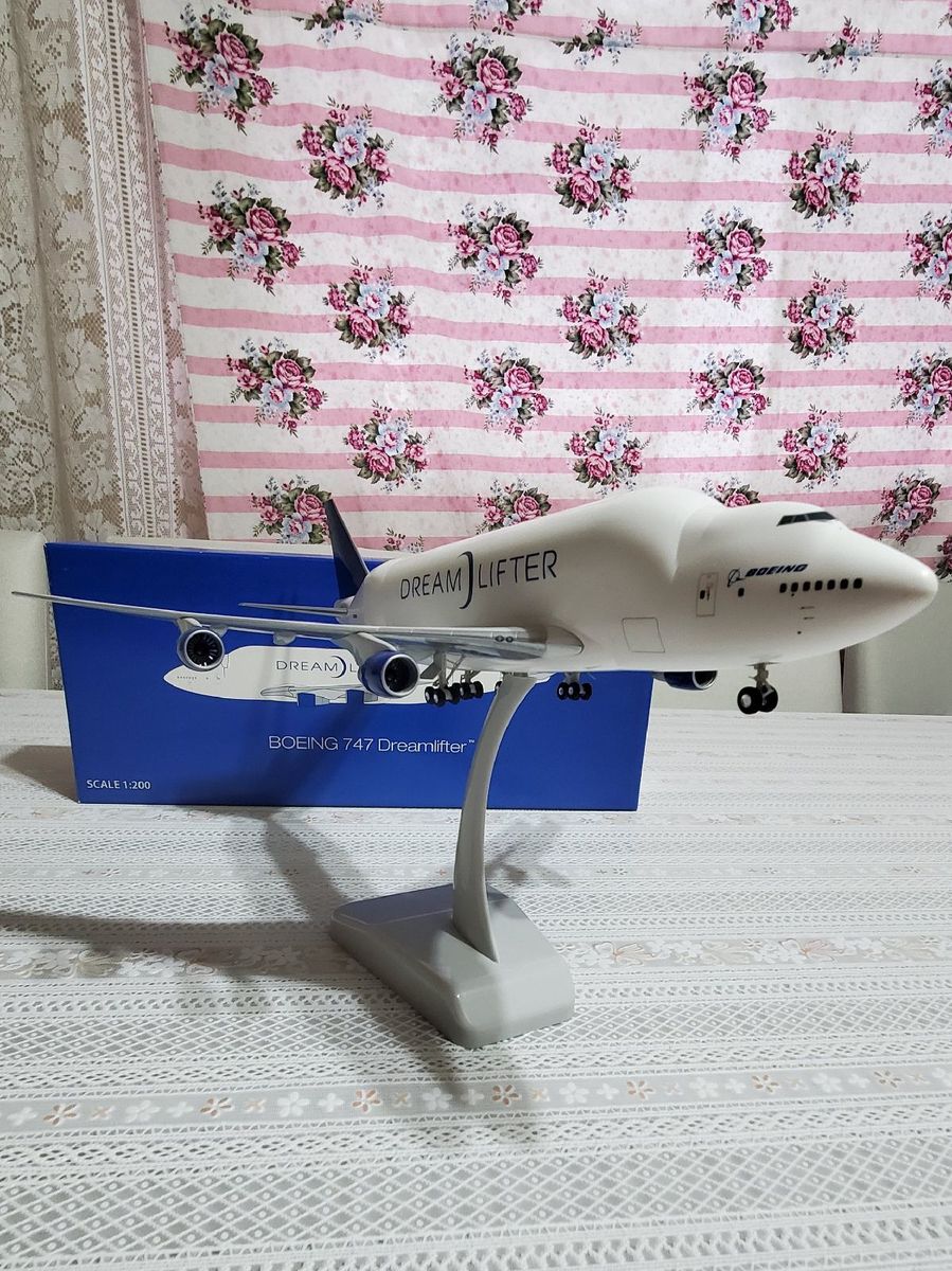 Miniatura 1/200 Boeing 747-400 Lcf Hogan | Scala Usado 101390478