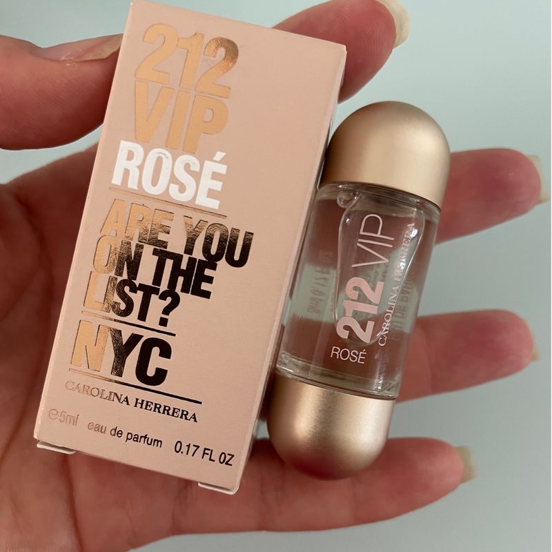 Miniatura 212 Vip Rose Ml Perfume Feminino Carolina Herrera Nunca Usado  96198363 enjoei