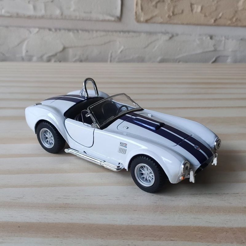 Miniatura Carro Colecionável Ford Shelby Cobra 427 1965 Azul