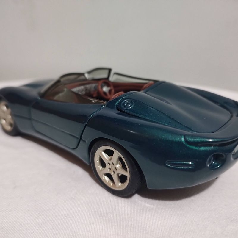 Miniatura Jaguar Xk 180 1/25 Maisto | Maisto Usado 109337601 | enjoei