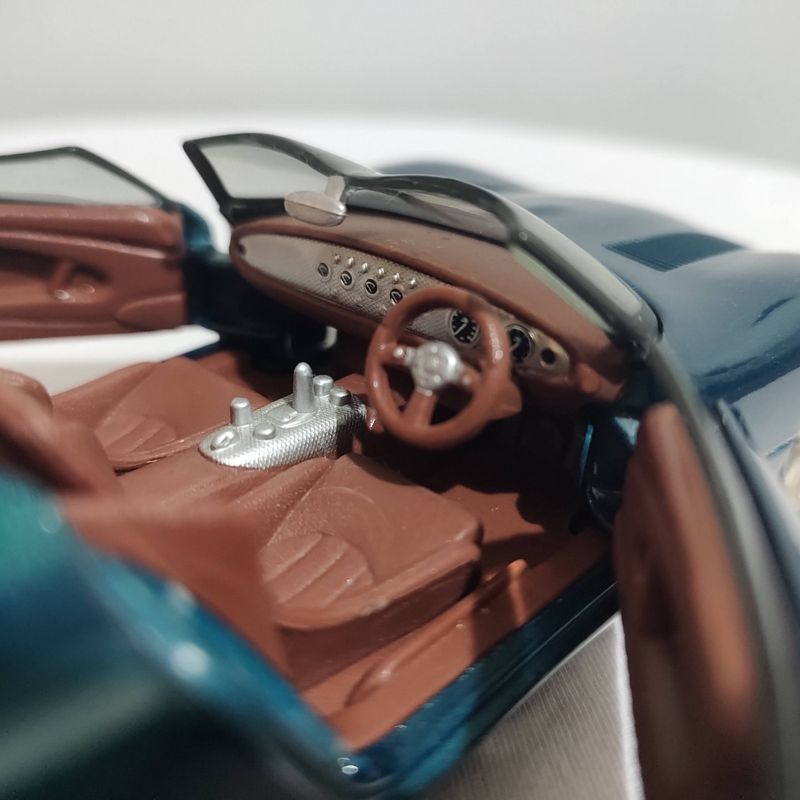 Miniatura Jaguar Xk 180 1/25 Maisto | Maisto Usado 109337601 | enjoei