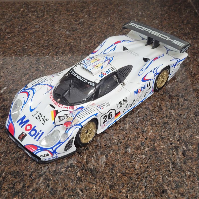 Miniatura Porsche 911 Gt1, Le Mans 1998, 1:18 | Maisto Usado