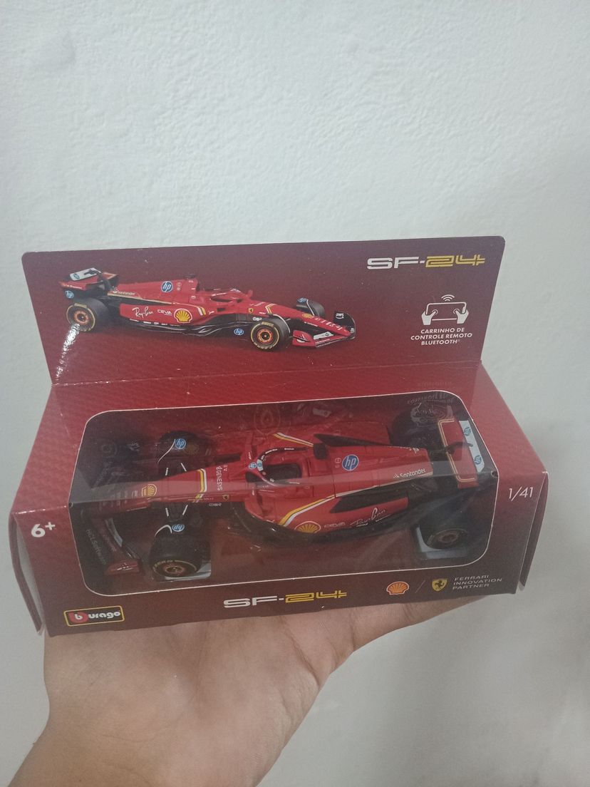 Miniatura Shell Ferrari Sf-24 Bluetooth | Brinquedo para Bebês Bburago ...