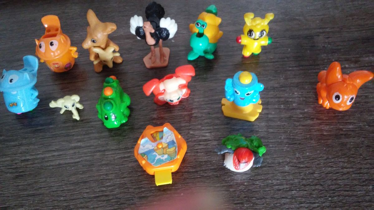 Miniatura Antiga Boneco Pássaro Brinquedo Kinder Ovo Coleção