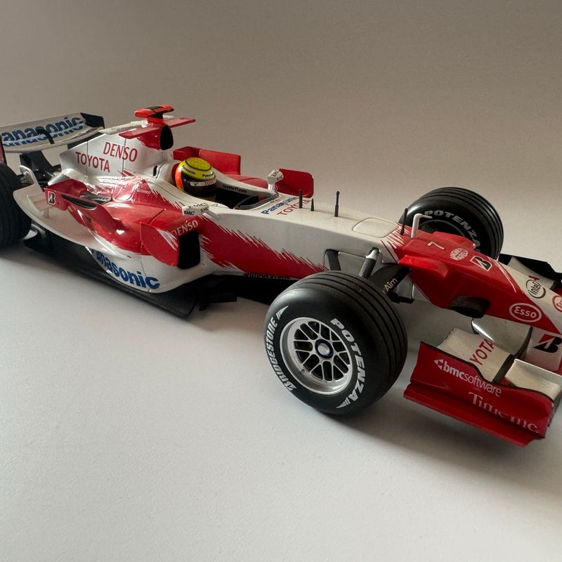 ミニカー MINICHANPS 1/18 Panasonic TOYOTA Racing Minichamps 1/18 F1: Panasonic Toyota Racing Tf 106 2006