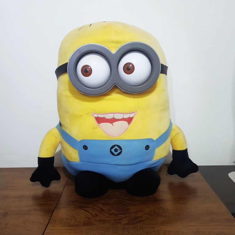 Giant hot sale minion plush