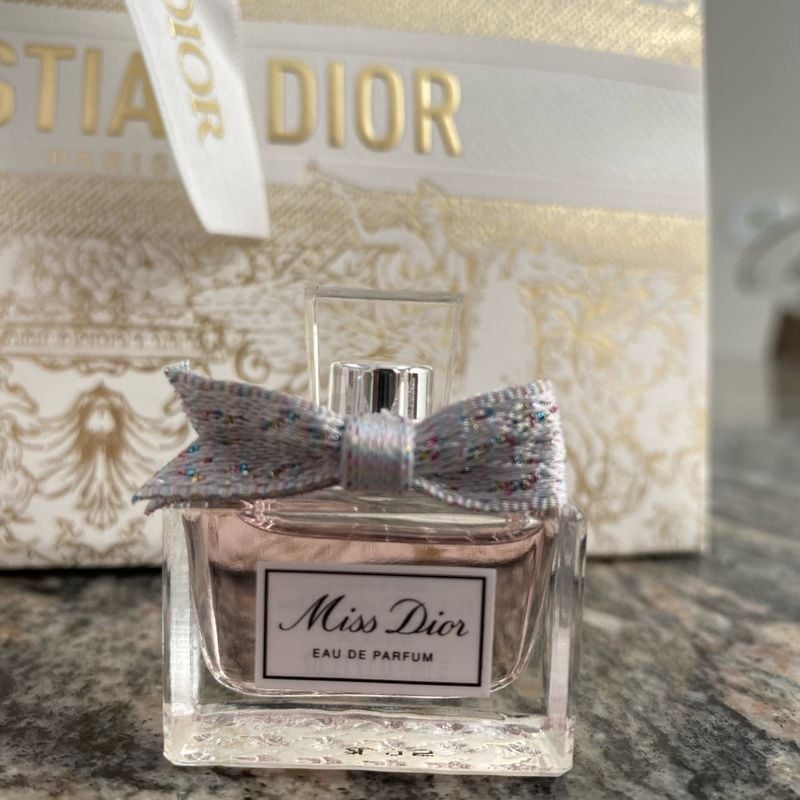 Christian Dior Miss Dior ギフトボックス CHRISTIAN DIOR Miss Dior ギフトボックス 香水 - メルカリ