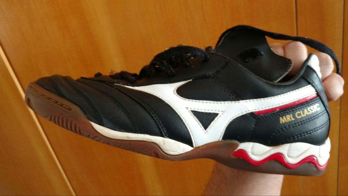 tenis mizuno de couro masculino