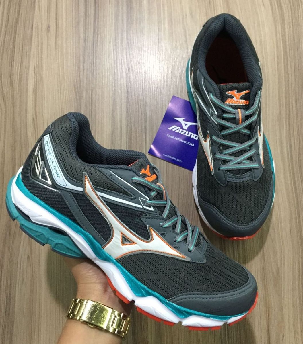 mizuno wave ultima 43