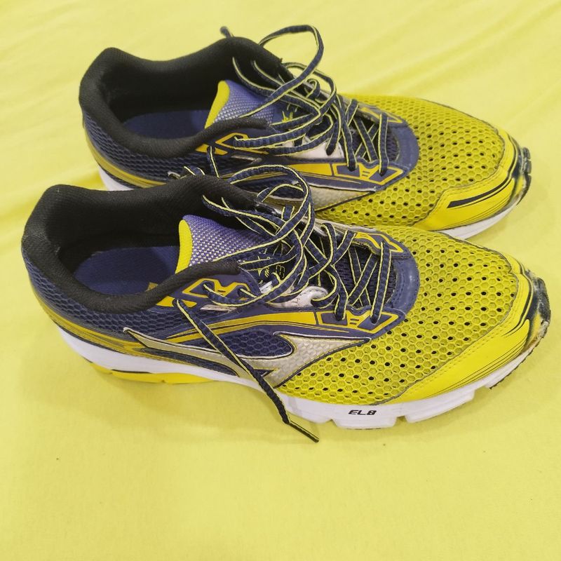 Mizuno wave legend clearance amarelo