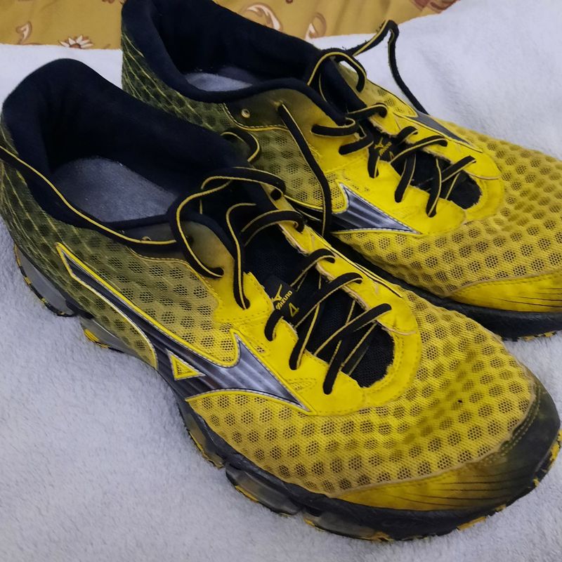 Mizuno wave prophecy clearance 4 yellow