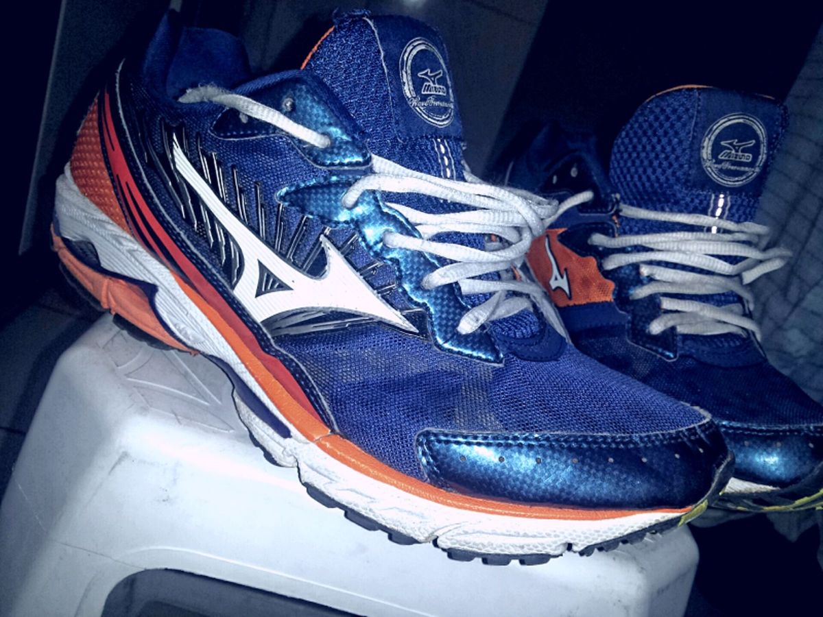 mizuno wave prorunner 16