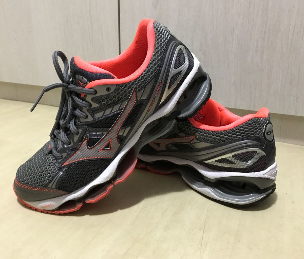 mizuno wave viper
