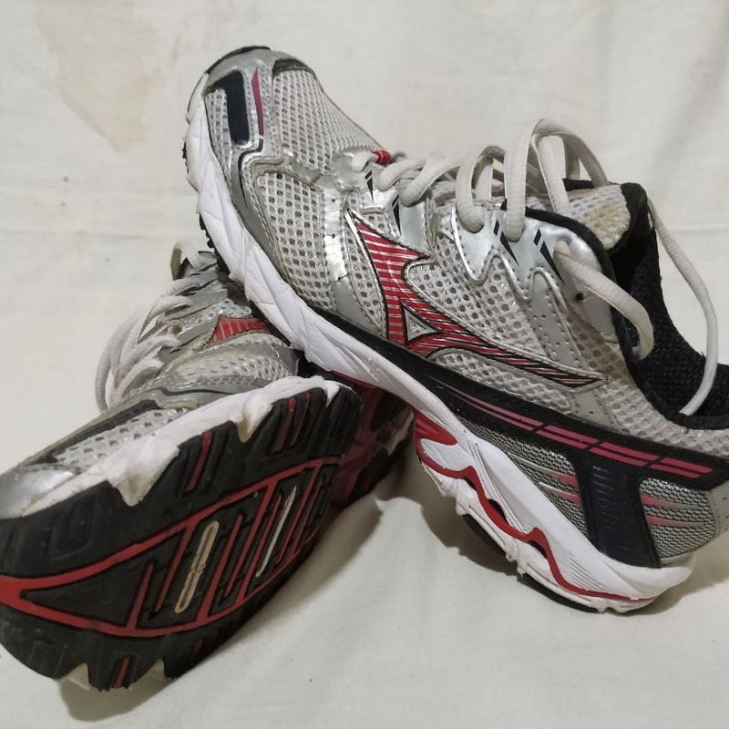 Mizuno wave outlet x10 vermelho