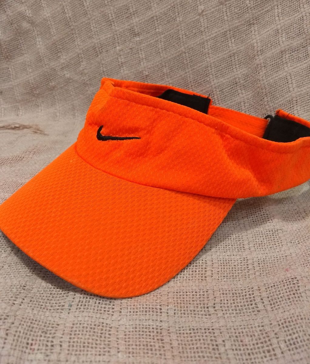 viseira nike laranja