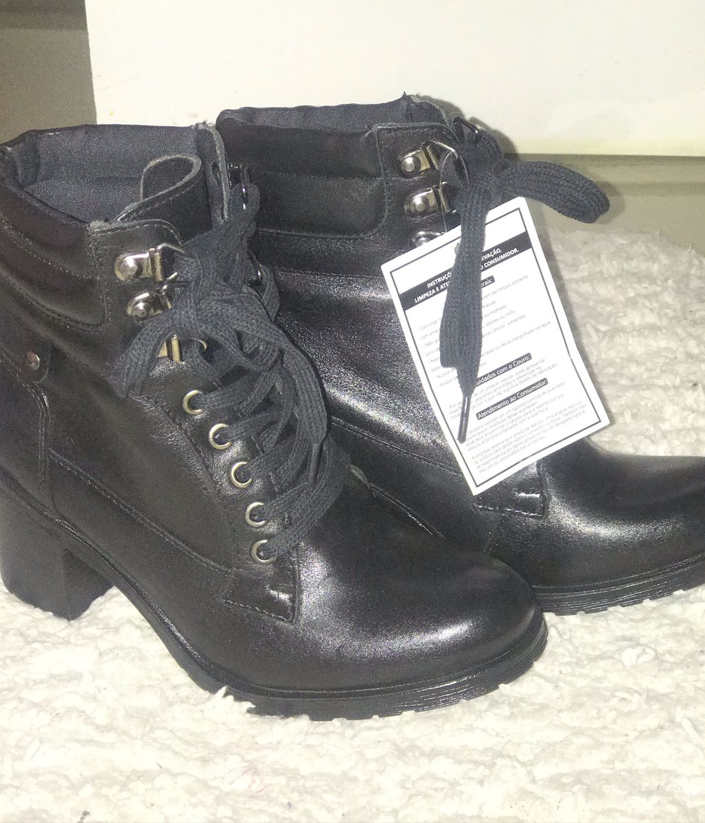 bota coturno feminina constance