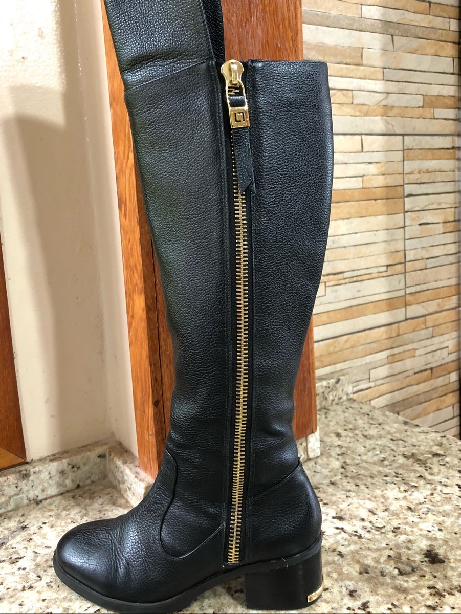 botas over luz da lua