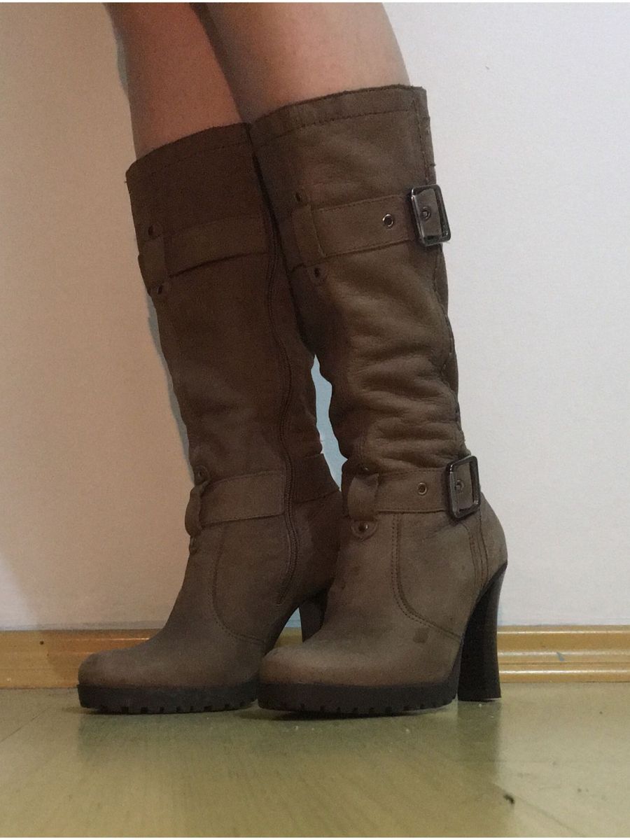 bota vaqueira feminina