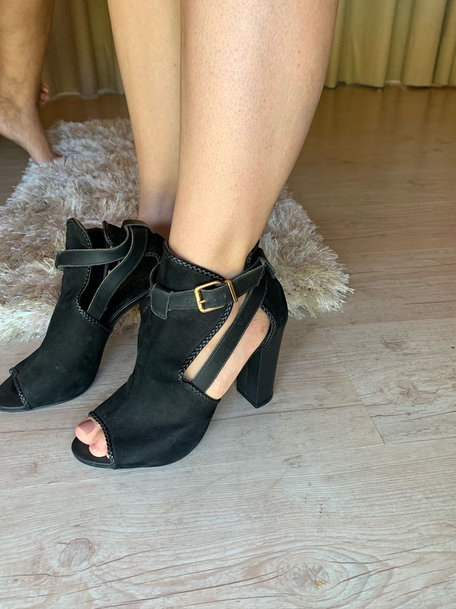 sandália ankle boot