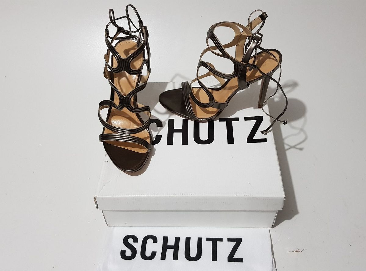 sandalia tirinha schutz