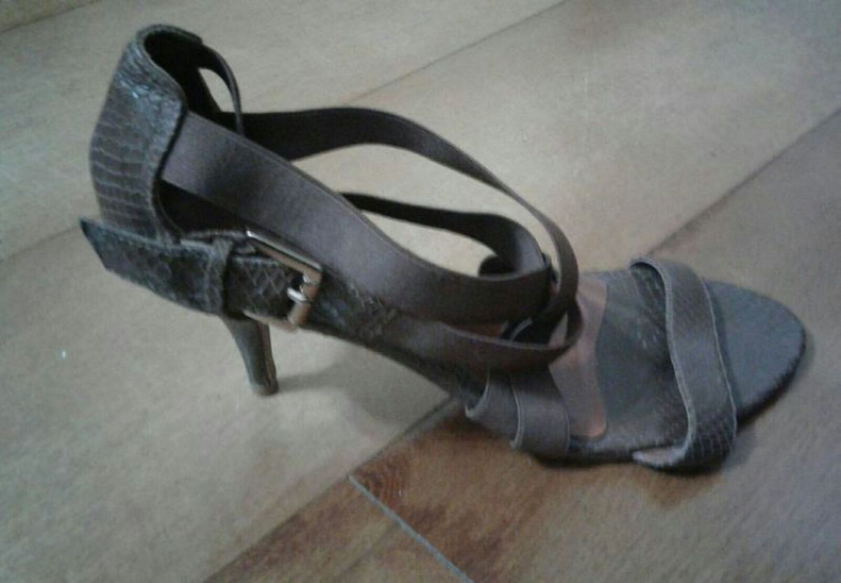 loja shoestock endereço