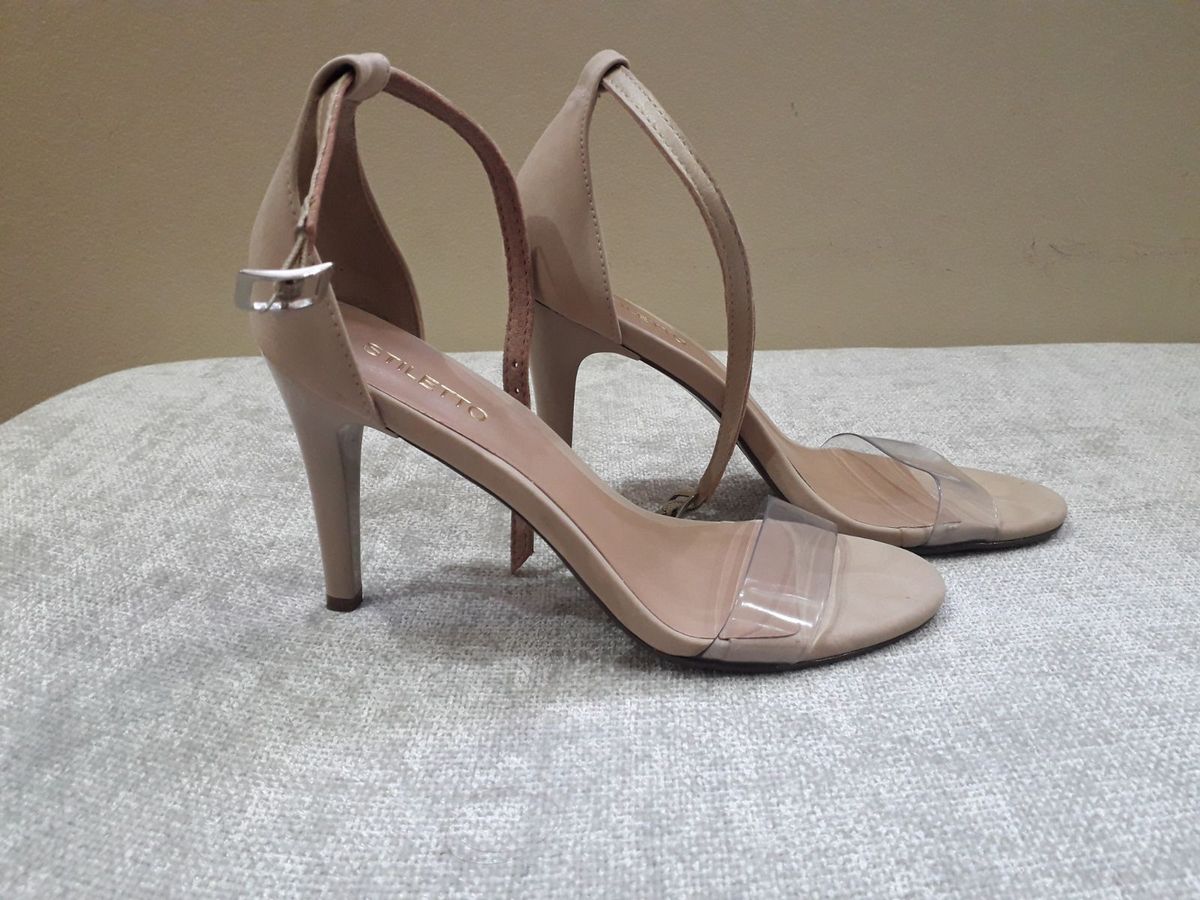 sandalia nude com transparencia
