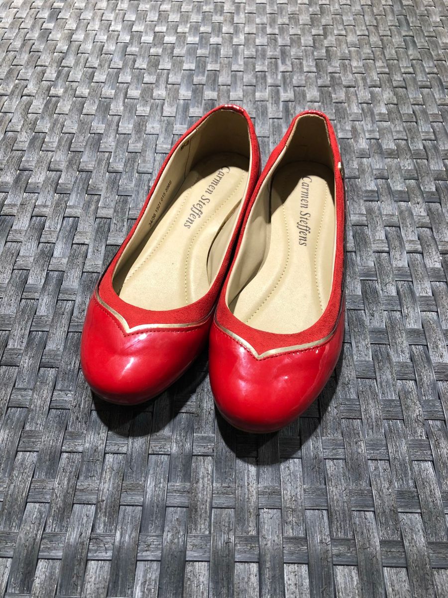 sapatilha verniz vermelha