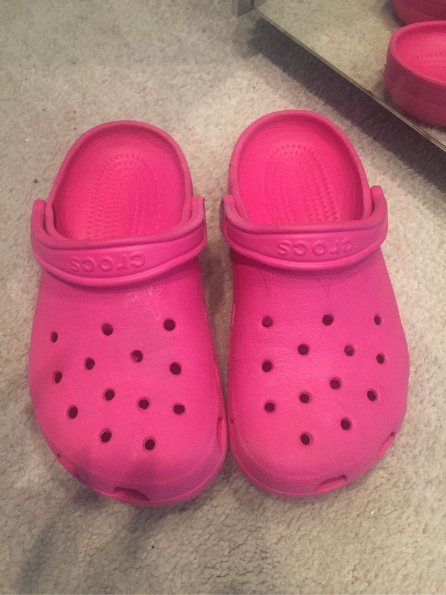 sapato crocs rosa