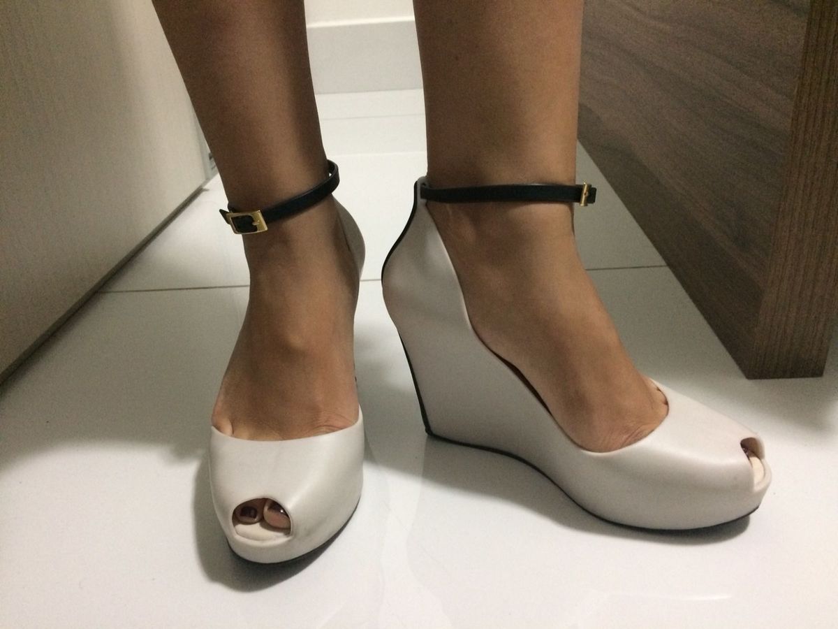 sapato anabela melissa