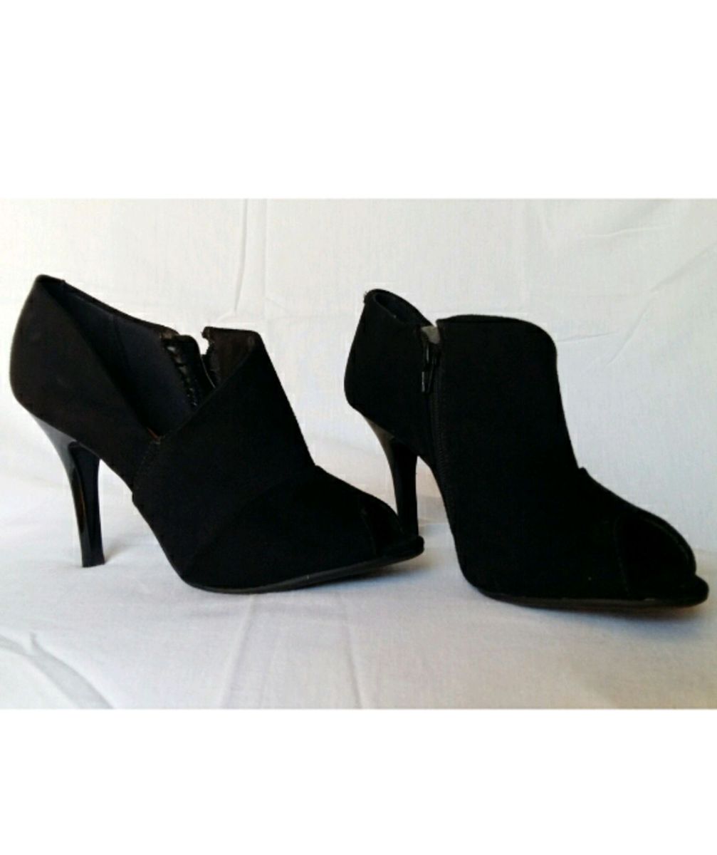 sapatos femininos tipo botinha