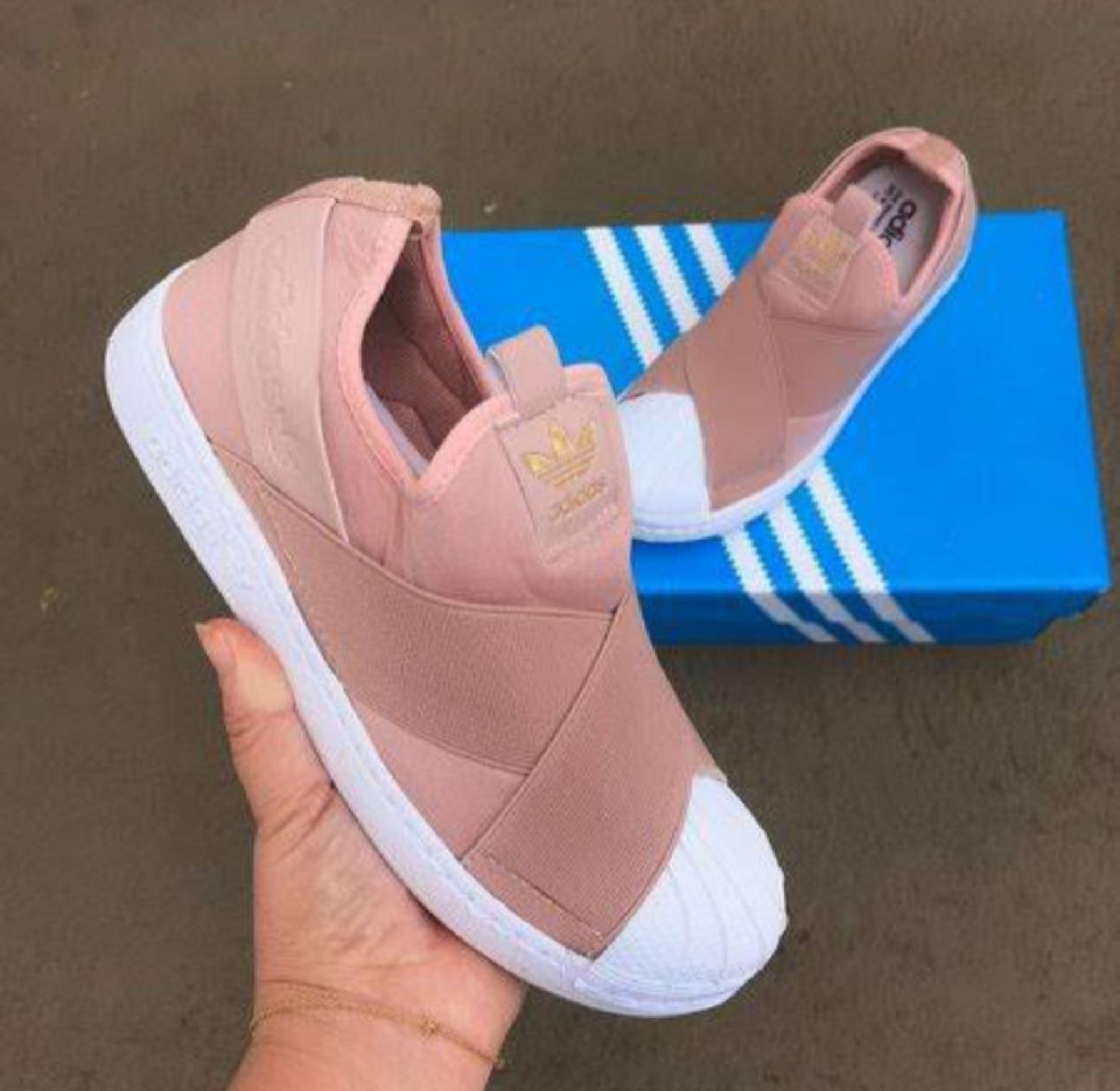 slip on adidas nude