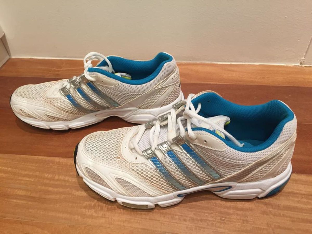 tenis adidas esportivo feminino
