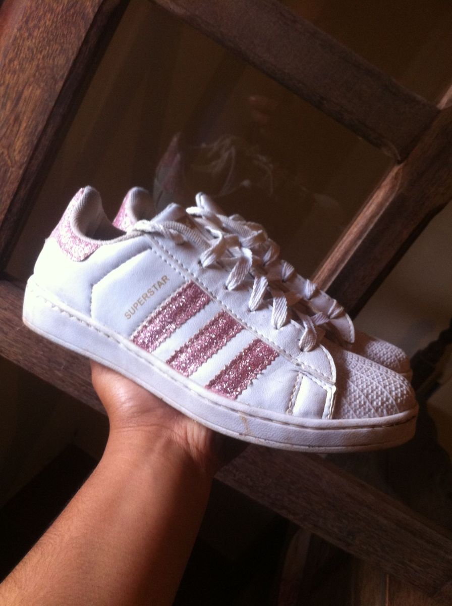 tenis adidas rosa com glitter