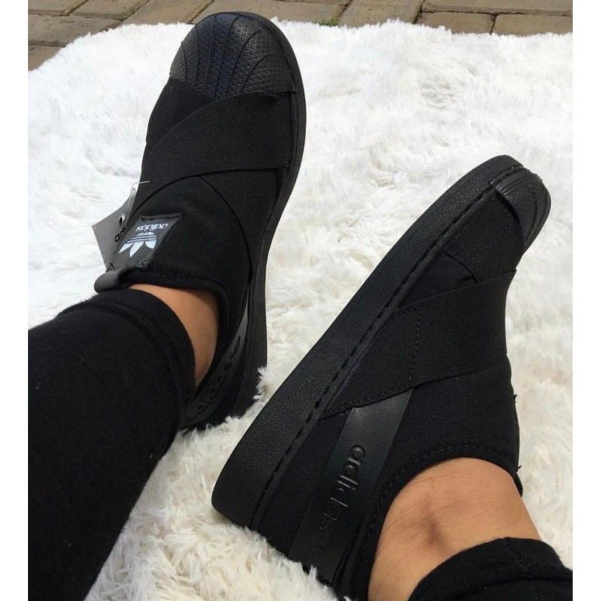 tenis adidas slip on preto feminino