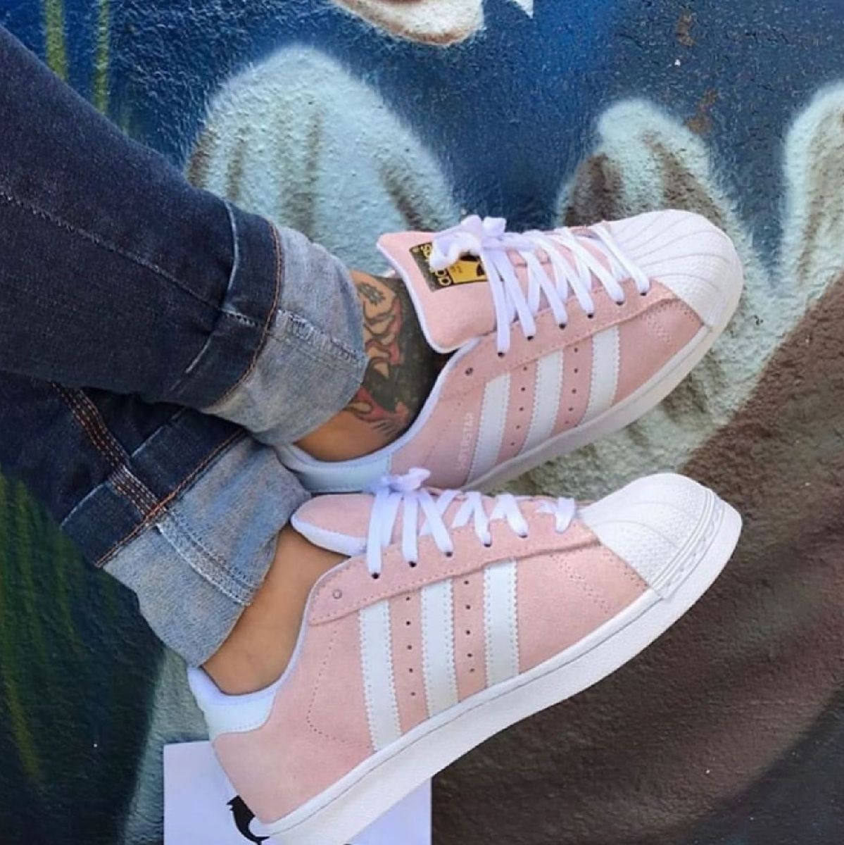 tenis adidas camurça rosa