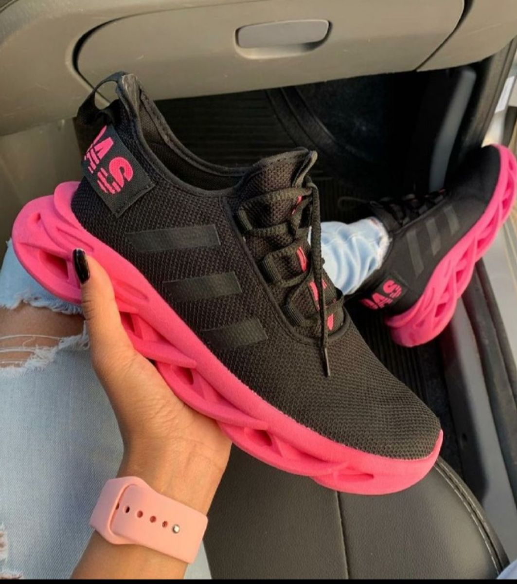 tenis adidas preto e rosa