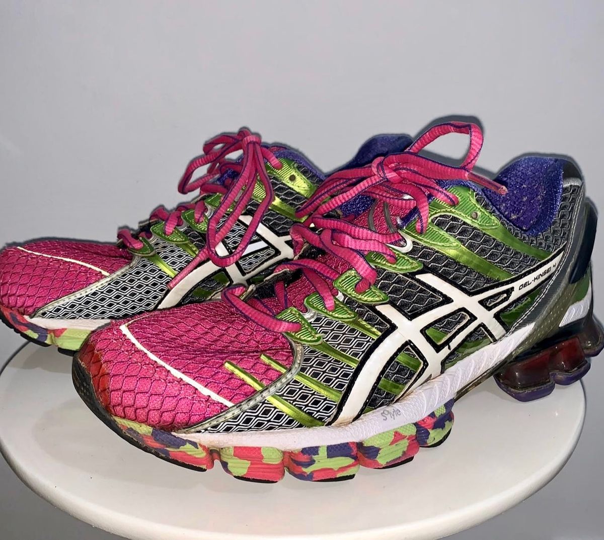 tenis asics usado