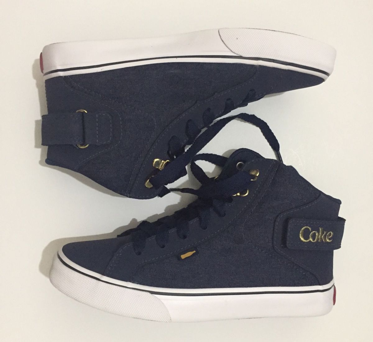 botinhas da coca cola