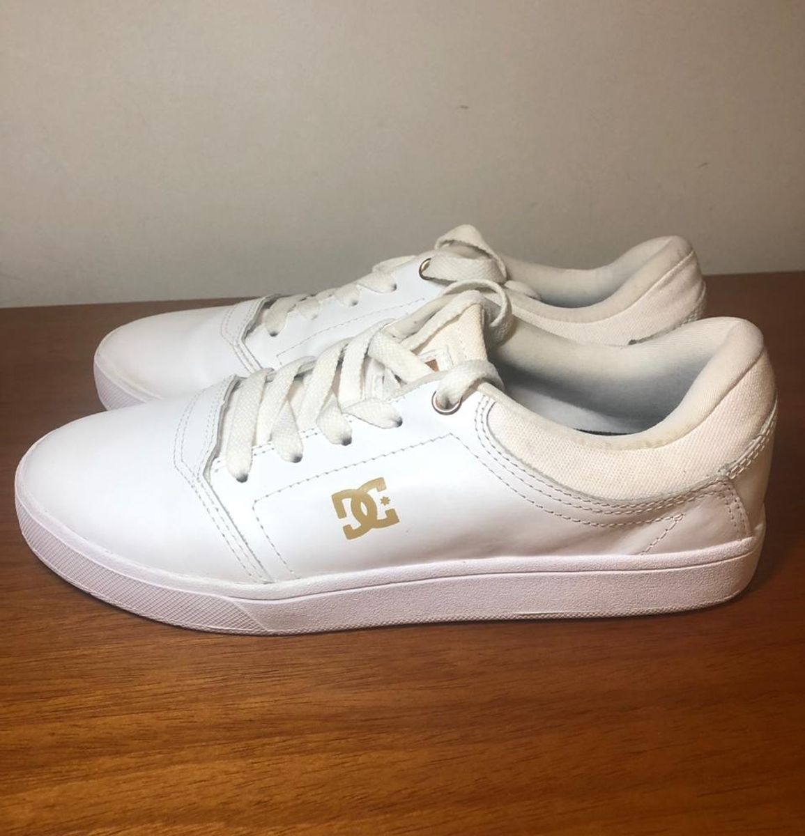 tenis dc feminino branco