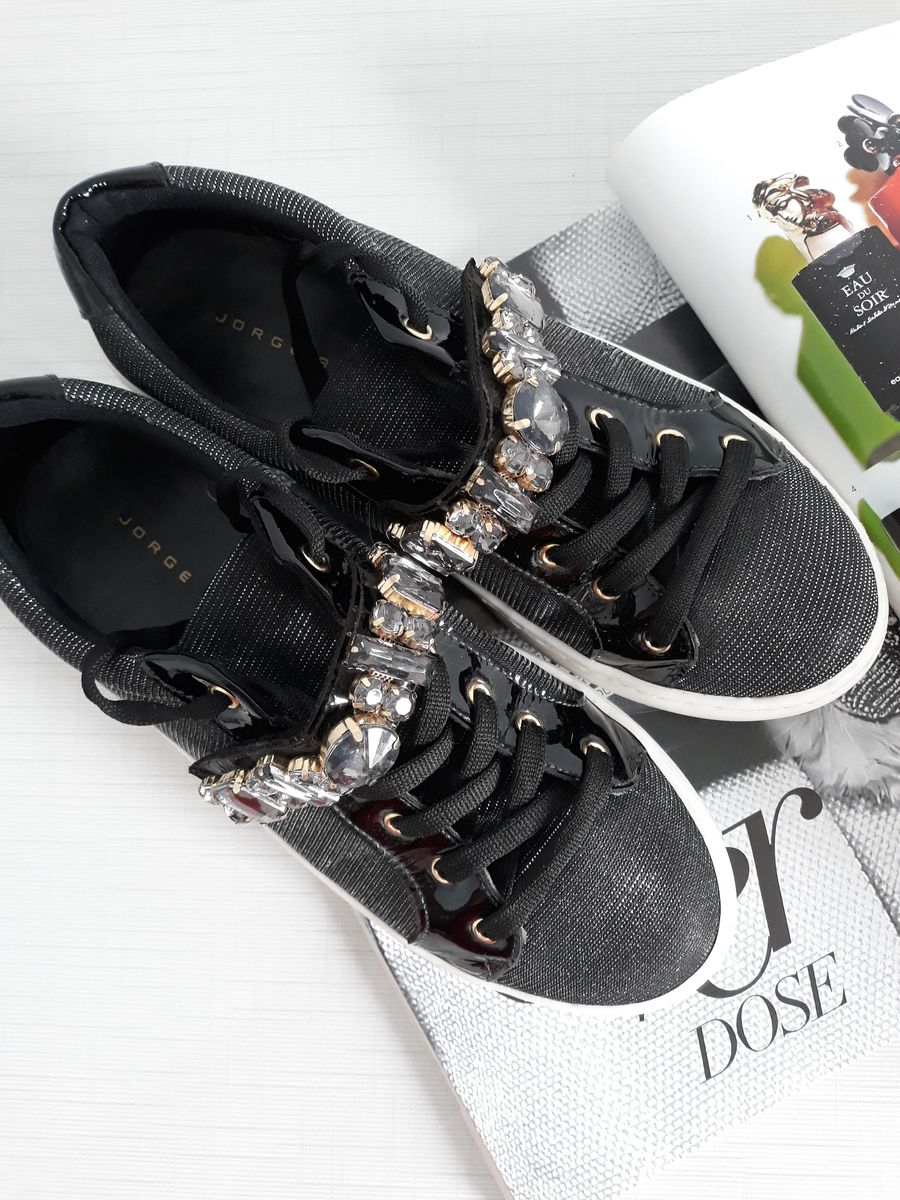 tenis com pedraria jorge bischoff