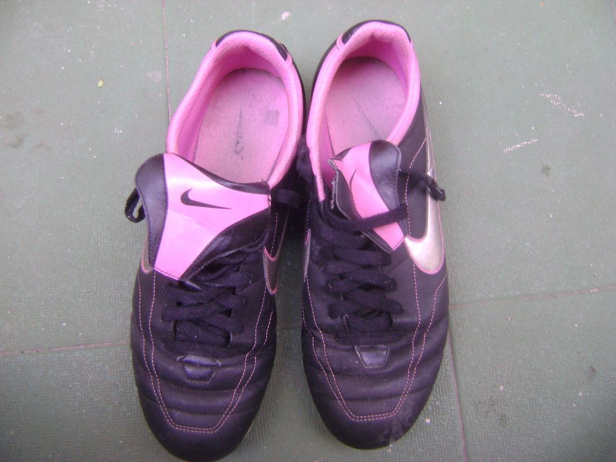 chuteiras femininas nike