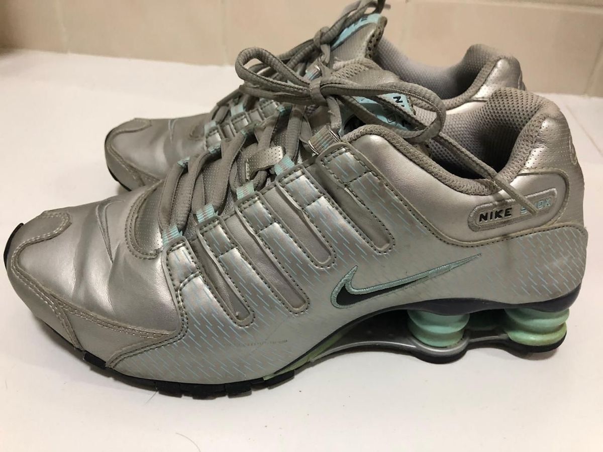 nike shox prata