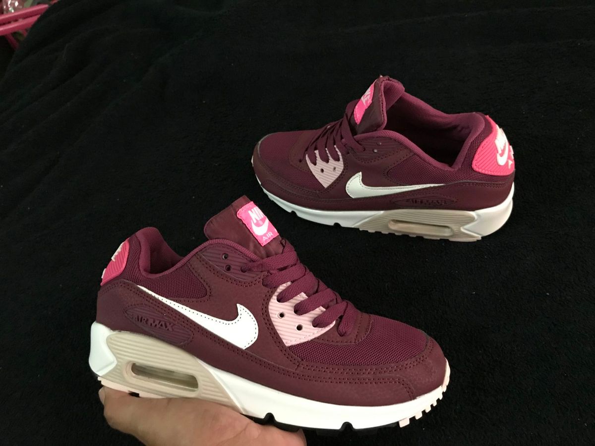 nike feminino marsala