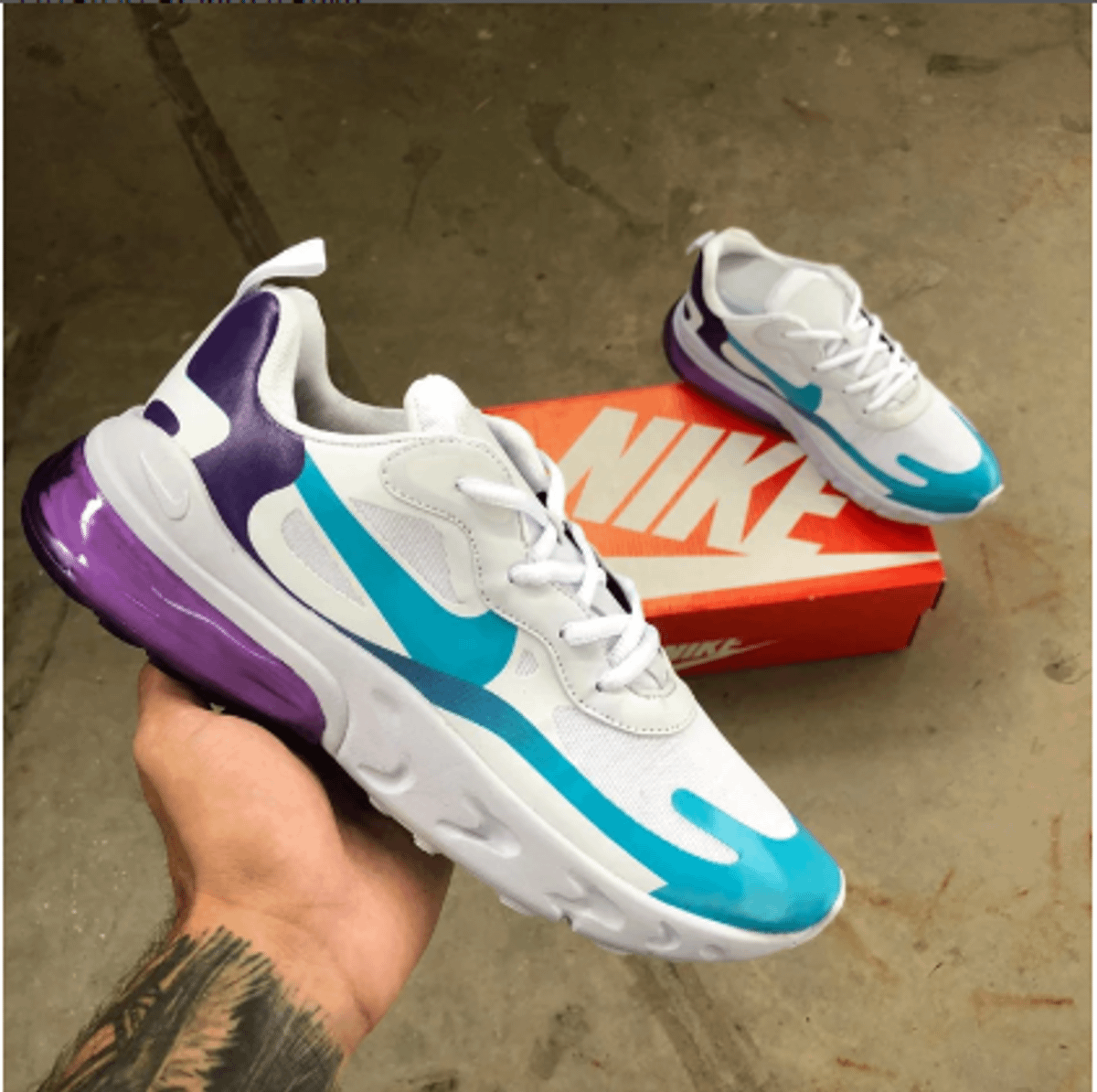 nike react roxo